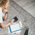 Wat betekent de KOR voor een zzp'er met €18.000 omzet en €3.000 aan inkoop in 2026